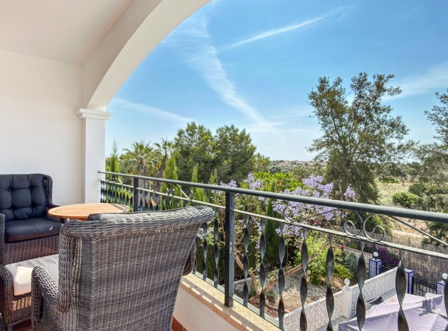 Resale - Apartment - Villamartin
