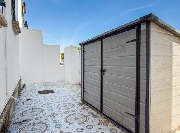 Resale - Apartment - Villamartin