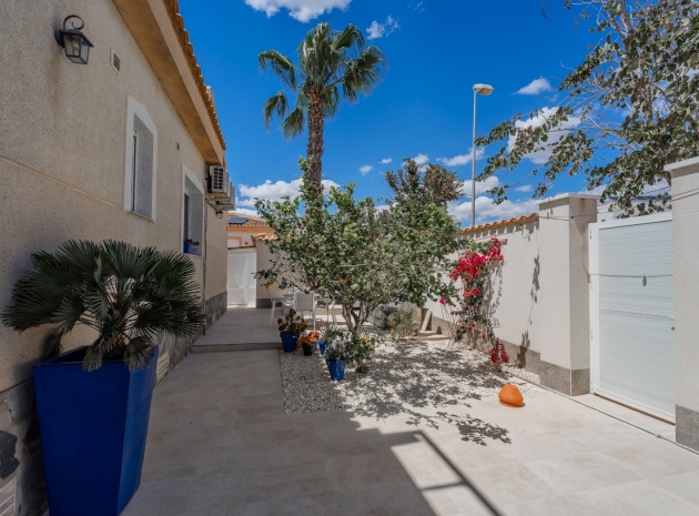Resale - Villa - Ciudad Quesada - La Marquesa Golf