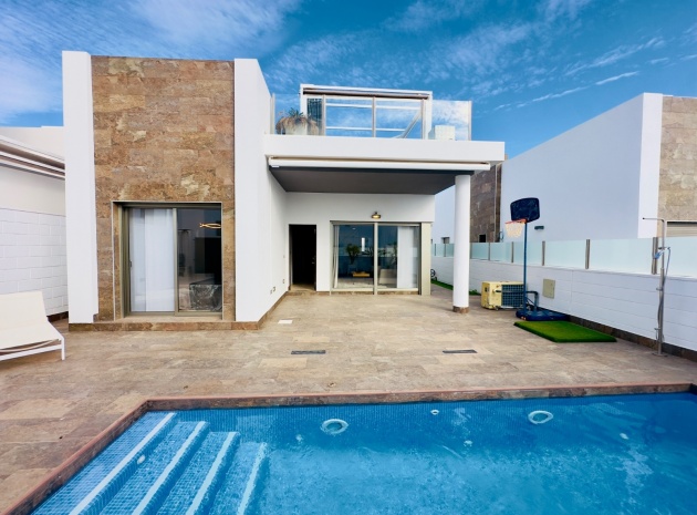 Resale - Villa - Villamartin - Los Dolses
