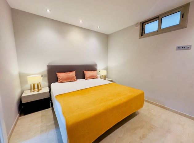 Resale - Villa - Villamartin - Los Dolses