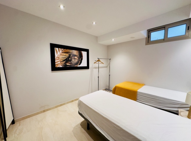 Resale - Villa - Villamartin - Los Dolses
