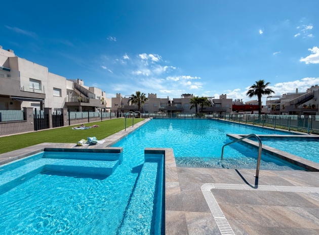 Revente - Appartement - Torrevieja - Aguas Nuevas