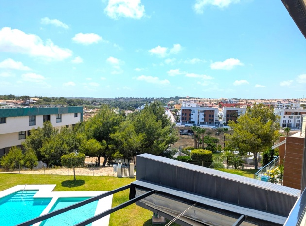 Resale - Apartment - Villamartin - La Fuente