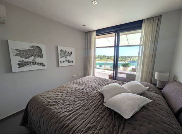 Resale - Apartment - Villamartin - La Fuente
