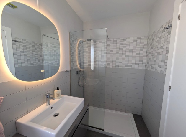 Resale - Apartment - Villamartin - La Fuente