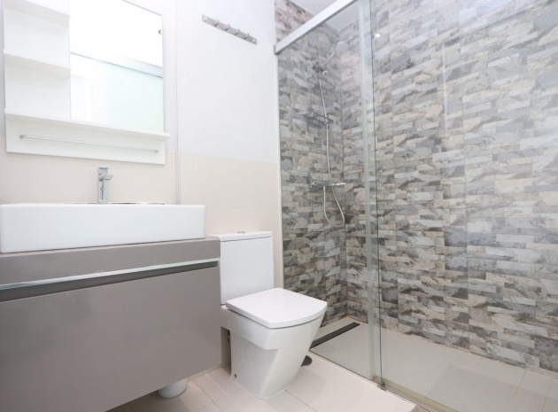 Resale - Apartment - Villamartin - Costa Blanca South