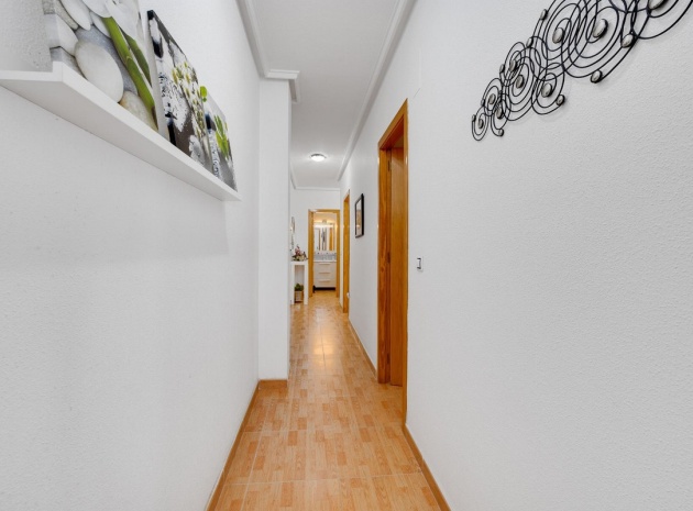 Wiederverkauf - Wohnung - Torrevieja - Torrevieja Centro