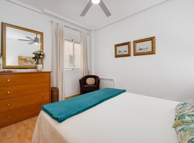 Wiederverkauf - Wohnung - Torrevieja - Torrevieja Centro