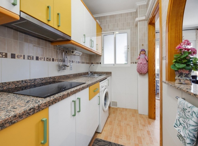 Wiederverkauf - Wohnung - Torrevieja - Torrevieja Centro