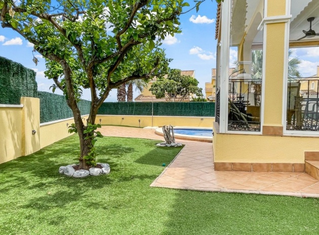 Resale - Villa - Orihuela - Los Dolses