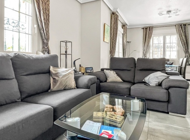 Resale - Villa - Orihuela - Los Dolses