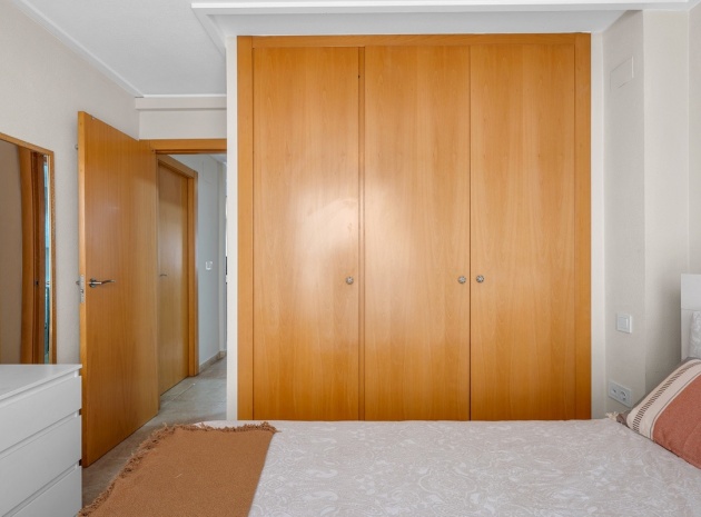 Resale - Apartment - Alicante - Alicante Centro