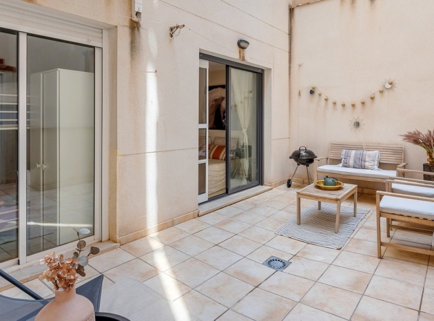 Resale - Apartment - Alicante - Alicante Centro