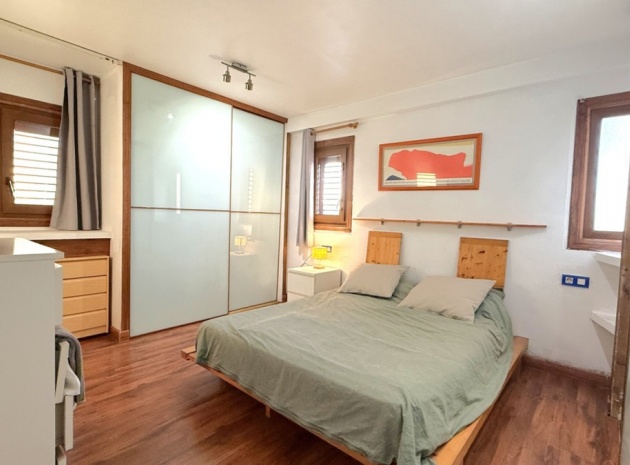 Återförsäljning - Lägenhet - Torrevieja - Torrevieja Centro
