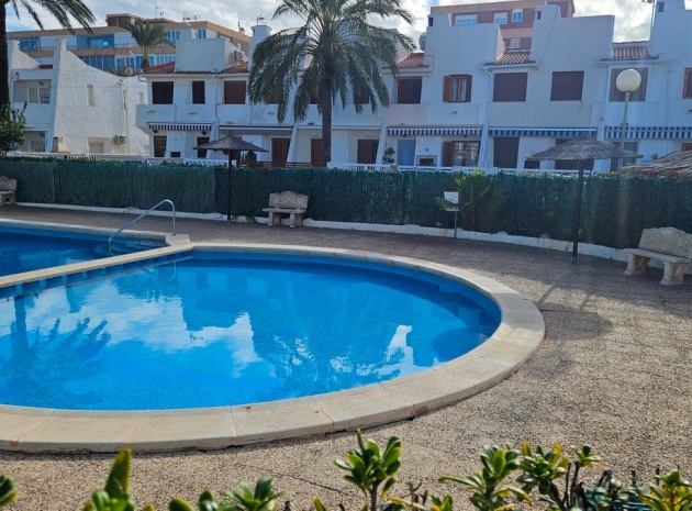 Återförsäljning - Lägenhet - Torrevieja - Torrevieja Centro