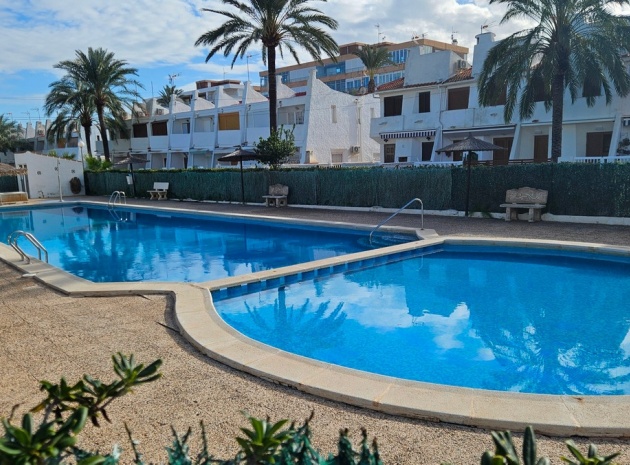 Återförsäljning - Lägenhet - Torrevieja - Torrevieja Centro