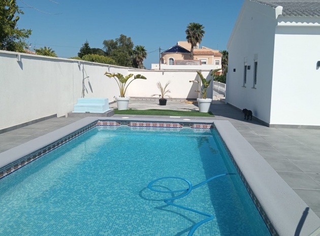Wederverkoop - Villa - Orihuela - Cabo Roig