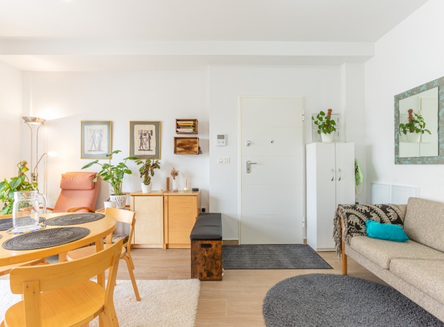 Resale - Apartment - Torrevieja - Nueva Torrevieja