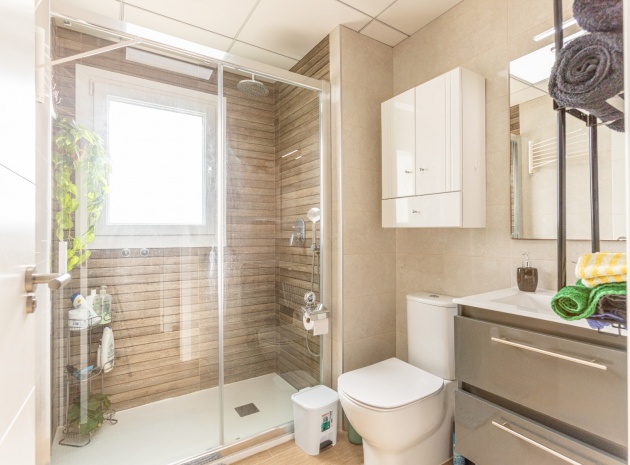 Resale - Apartment - Torrevieja - Nueva Torrevieja