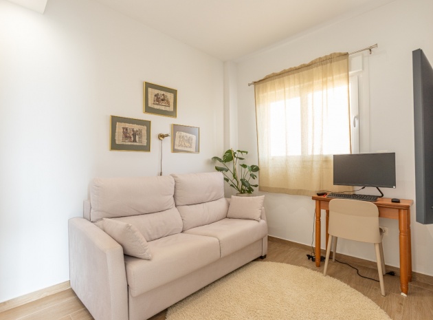 Resale - Apartment - Torrevieja - Nueva Torrevieja