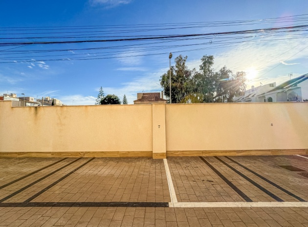 Resale - Apartment - Torrevieja - Nueva Torrevieja