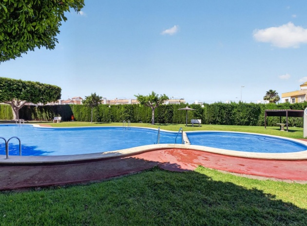Återförsäljning - Lägenhet - Torrevieja - altos del limonar