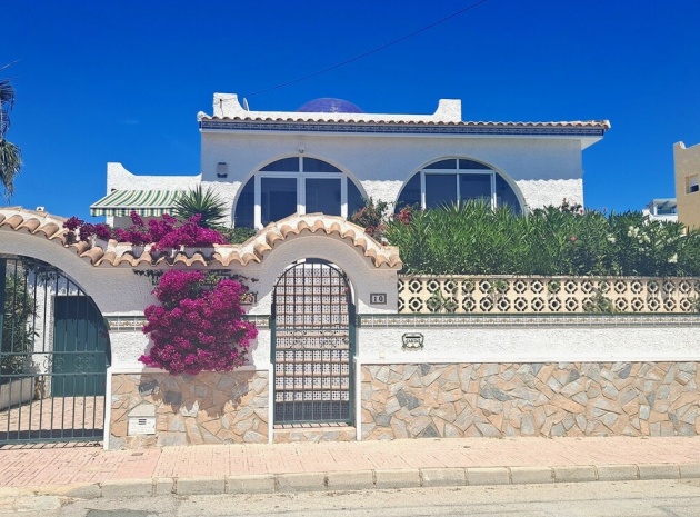 Resale - Villa - Villamartin - blue lagoon