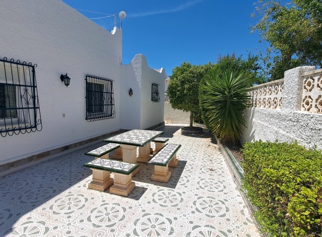 Resale - Villa - Villamartin - blue lagoon