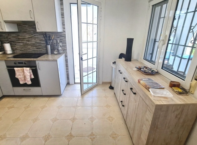 Resale - Villa - Villamartin - blue lagoon