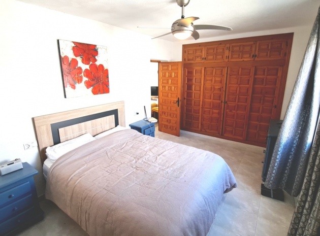 Resale - Villa - Villamartin - blue lagoon