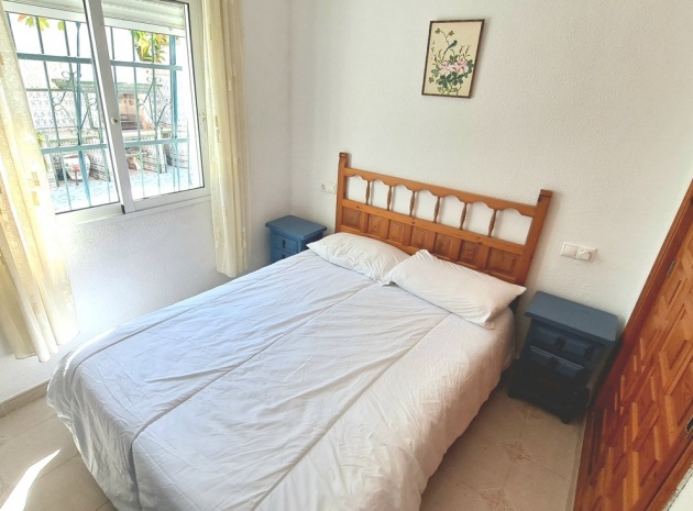 Resale - Villa - Villamartin - blue lagoon
