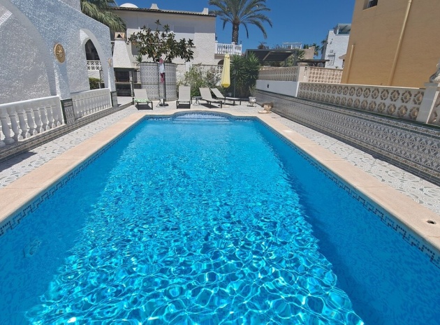 Resale - Villa - Villamartin - blue lagoon