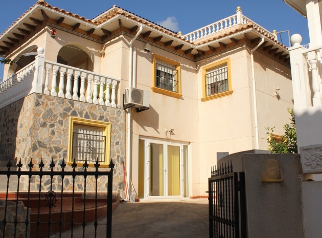 Resale - Villa - Playa Flamenca - san jose