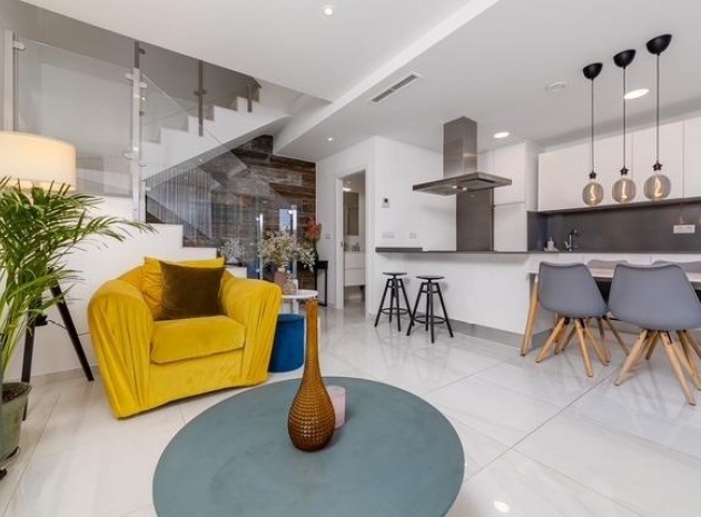 Resale - Townhouse - Villamartin - Res. Don Benito