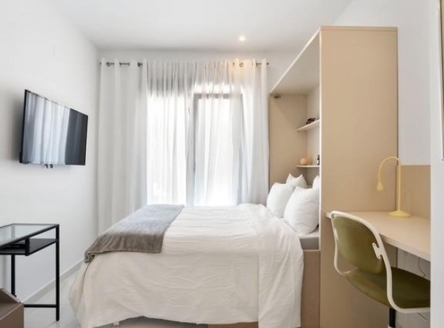Resale - Townhouse - Villamartin - Res. Don Benito
