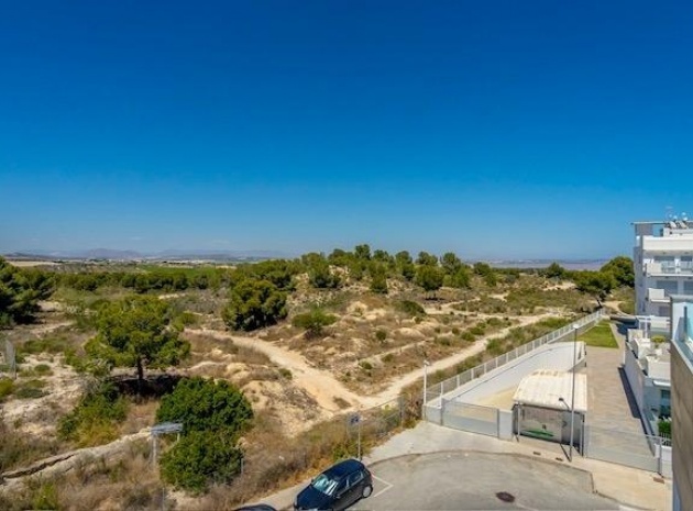 Resale - Townhouse - Villamartin - Res. Don Benito