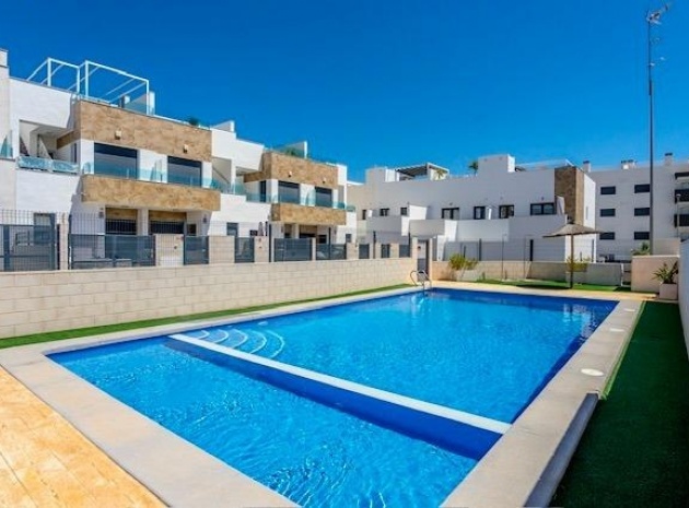 Resale - Townhouse - Villamartin - Res. Don Benito