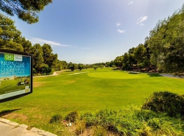 Resale - Townhouse - Villamartin - Res. Don Benito