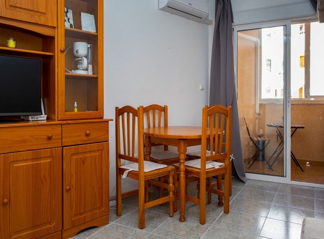Wiederverkauf - Wohnung - Torrevieja - Beachside Torrevieja