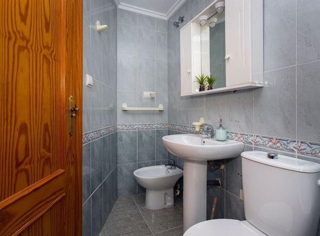 Wiederverkauf - Wohnung - Torrevieja - Beachside Torrevieja