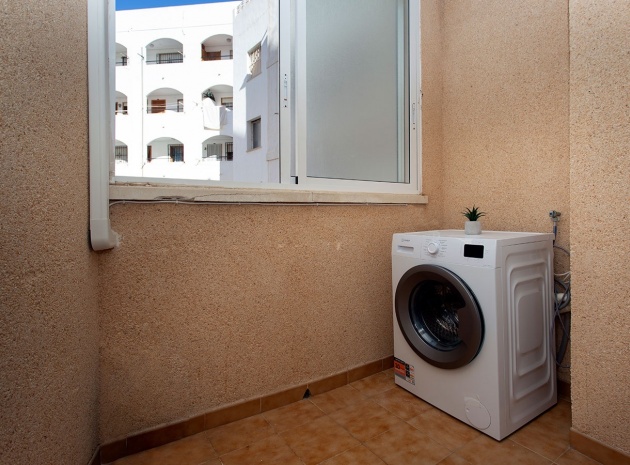 Wiederverkauf - Wohnung - Torrevieja - Beachside Torrevieja