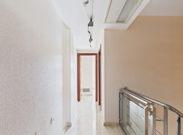 Resale - Townhouse - Los Alcazares