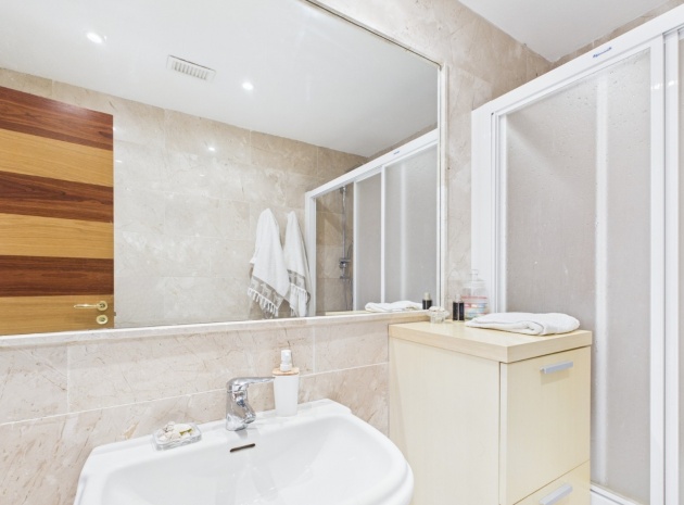 Resale - Townhouse - Los Alcazares