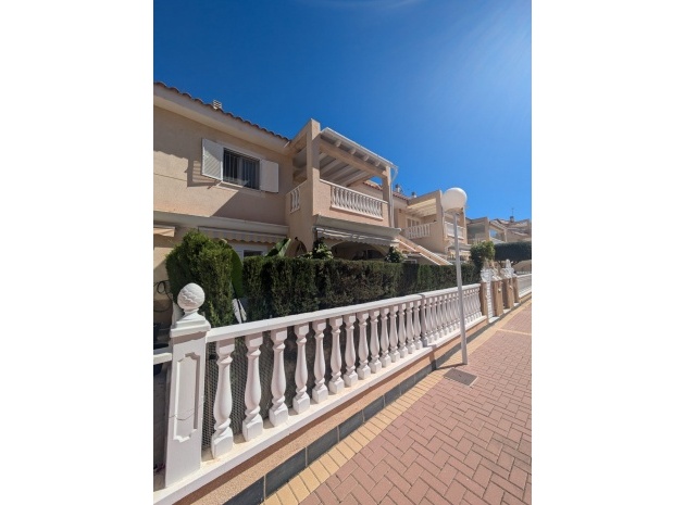 Resale - Apartment - Playa Flamenca - zeniamar
