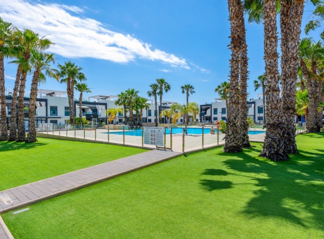 Resale - Apartment - La Zenia - oasis beach