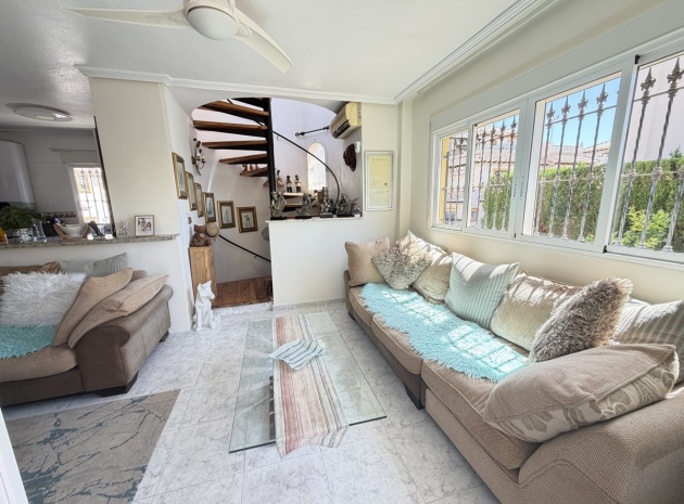Resale - Villa - Villamartin - pinada golf
