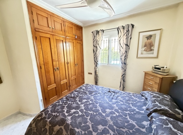 Resale - Villa - Villamartin - pinada golf