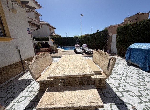 Resale - Villa - Villamartin - pinada golf