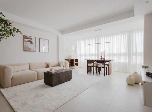 Resale - Apartment - Torrevieja - 1st line to the sea